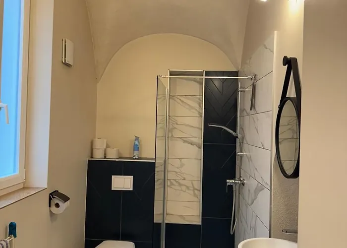 Appartement Ancien Couvent Au Coeur Du Vieux Valence (Drome)