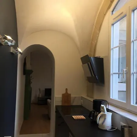 Apartment Ancien Couvent Au Coeur Du Vieux Valence