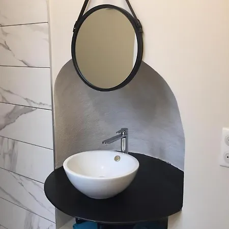 Ancien Couvent Au Coeur Du Vieux Valence (Drome)