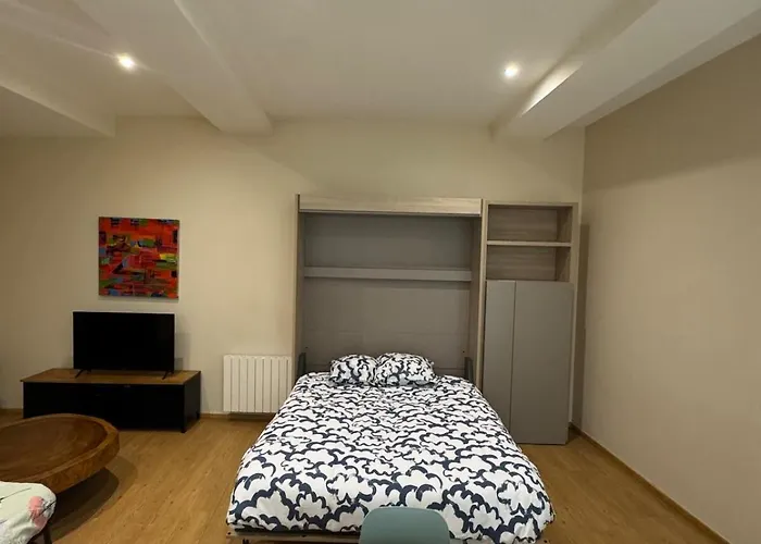 Ancien Couvent Au Coeur Du Vieux *